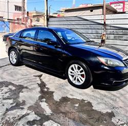 Chrysler 200